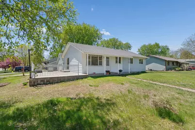 2109 Yellowstone Trail, Brooklyn Park, MN 55444 - Photo 3