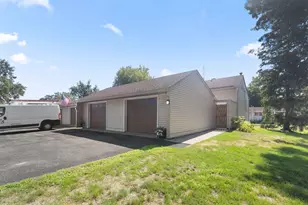 12142 Drake St NW, Coon Rapids, MN 55448 - Photo 29