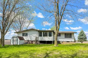 923 Summit Dr, Fairmont, MN 56031 - Photo 51