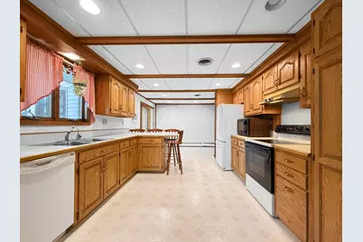 923 Summit Drive, Fairmont, MN 56031 - Photo 11