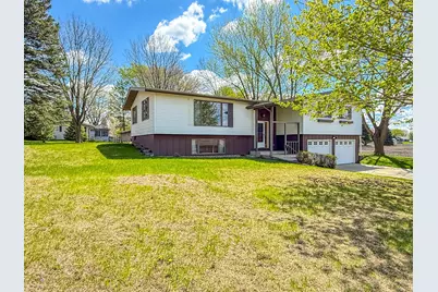 923 Summit Drive, Fairmont, MN 56031 - Photo 1