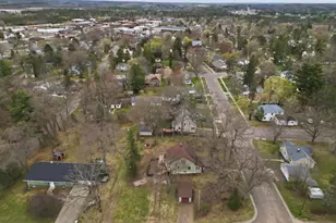 908 Franklin St, Spooner, WI 54801 - Photo 31