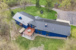 3015 Valleywood Dr SW, Rochester, MN 55902 - Photo 3