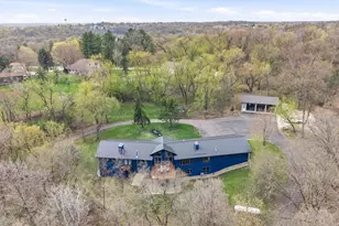 3015 Valleywood Dr SW, Rochester, MN 55902 - Photo 5