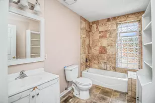 1119 Charles Ave, Saint Paul, MN 55104 - Photo 13