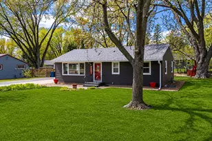 3681 Kenny Ln, White Bear Lake, MN 55110 - Photo 3
