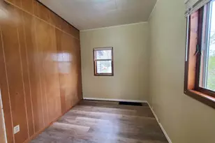 1203 America Ave NW, Bemidji, MN 56601 - Photo 9