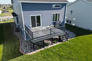 1221 46th Ave S, Moorhead, MN 56560 - Photo 7