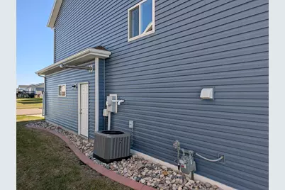 1221 46th Avenue S, Moorhead, MN 56560 - Photo 15