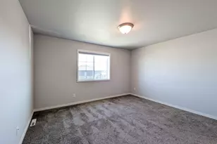 1221 46th Ave S, Moorhead, MN 56560 - Photo 37