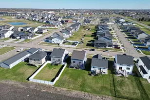 1221 46th Ave S, Moorhead, MN 56560 - Photo 61