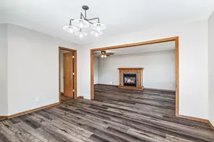 9303 Hallmark Ave S, Cottage Grove, MN 55016 - Photo 19