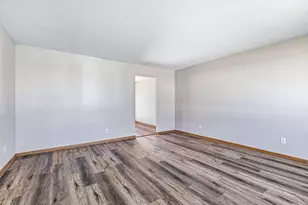 9303 Hallmark Ave S, Cottage Grove, MN 55016 - Photo 11
