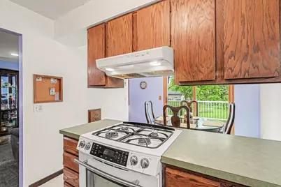 10656 104th Place N, Maple Grove, MN 55369 - Photo 9