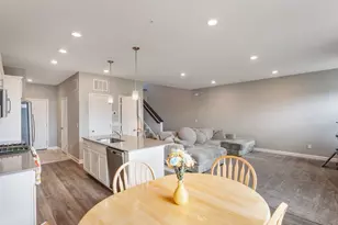 23059 Hazel Ln, Rogers, MN 55374 - Photo 9