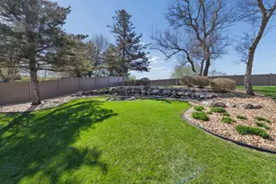 4770 142 Nd Street W, Apple Valley, MN 55124 - Photo 29