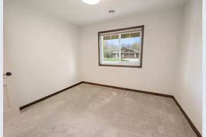 2323 40th Avenue S, Saint Cloud, MN 56301 - Photo 7