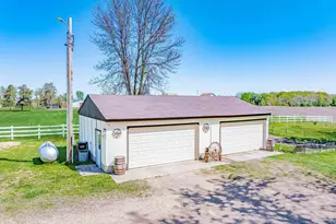 24166 Langford Ave, Jordan, MN 55352 - Photo 41