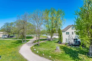 24166 Langford Ave, Jordan, MN 55352 - Photo 31