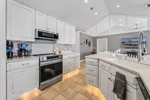 36074 Old Homer Rd, Winona, MN 55987 - Photo 7