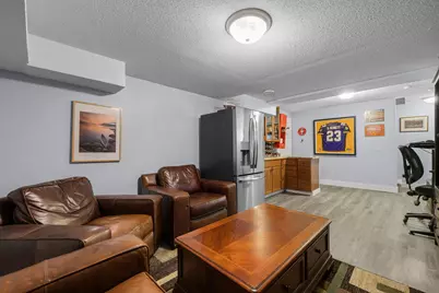 4042 Vincent Ave N, Minneapolis, MN 55412 - Photo 39