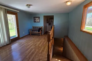 211 13th St, Heron Lake, MN 56137 - Photo 3