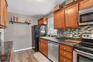 4152 Adair Ave N, Robbinsdale, MN 55422 - Photo 11