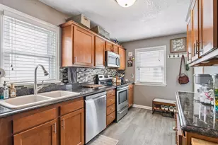 4152 Adair Ave N, Robbinsdale, MN 55422 - Photo 7