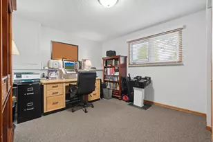 5870 Daniel Ct, Shoreview, MN 55126 - Photo 21