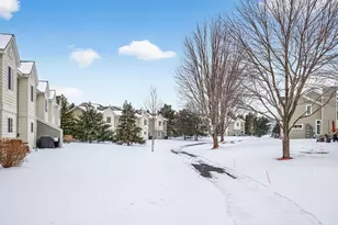 15057 Dunwood Trail, Apple Valley, MN 55124 - Photo 29