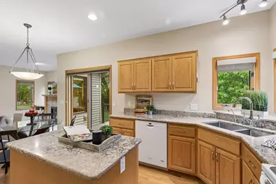 10947 Alexandra Court, Inver Grove Heights, MN 55077 - Photo 15