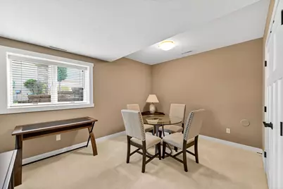 2074 Shannon Oaks Boulevard NE, Rochester, MN 55906 - Photo 33
