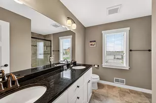 2074 Shannon Oaks Blvd NE, Rochester, MN 55906 - Photo 27