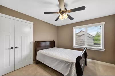 2074 Shannon Oaks Boulevard NE, Rochester, MN 55906 - Photo 25