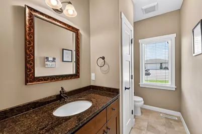 2074 Shannon Oaks Boulevard NE, Rochester, MN 55906 - Photo 15