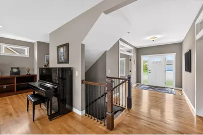 2074 Shannon Oaks Boulevard NE, Rochester, MN 55906 - Photo 5