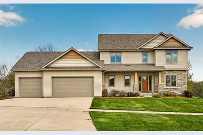 2074 Shannon Oaks Boulevard NE, Rochester, MN 55906 - Photo 3