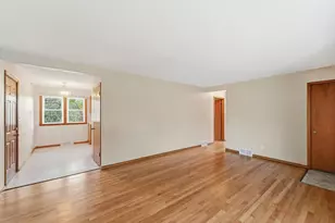 3821 4th Pl NW, Rochester, MN 55901 - Photo 5