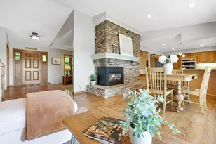 9885 Oak Shore Dr, Lakeville, MN 55044 - Photo 17