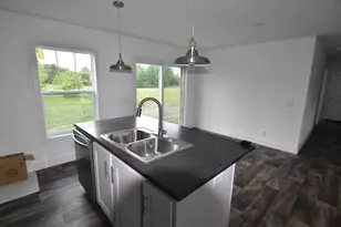 319 3rd Ave SW, Baudette, MN 56623 - Photo 9