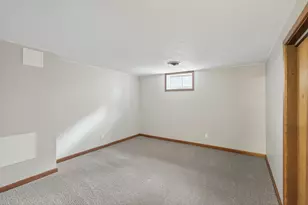 1845 City Heights Dr, Maplewood, MN 55117 - Photo 21