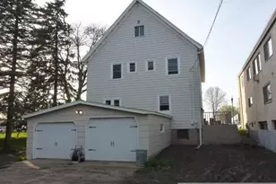 2506 7th Ave E, North Saint Paul, MN 55109 - Photo 3