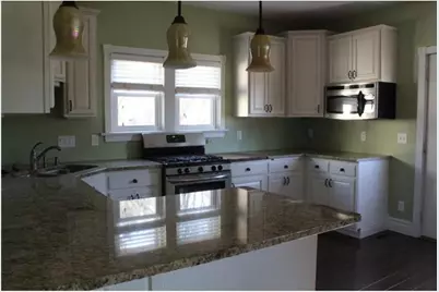 2506 7th Avenue E, North Saint Paul, MN 55109 - Photo 3