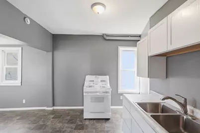 324 Van Buren Avenue, Saint Paul, MN 55103 - Photo 9