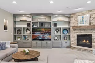 7638 Ridgeview Way, Chanhassen, MN 55317 - Photo 23