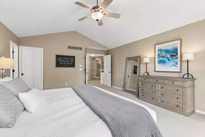 7638 Ridgeview Way, Chanhassen, MN 55317 - Photo 15