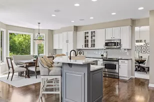 7638 Ridgeview Way, Chanhassen, MN 55317 - Photo 5