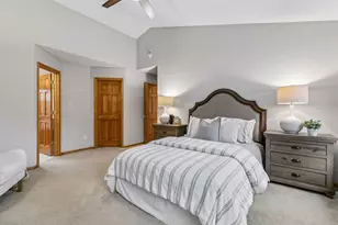 2719 Longacres Dr, Chanhassen, MN 55317 - Photo 33