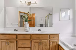 2719 Longacres Dr, Chanhassen, MN 55317 - Photo 45