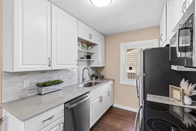 7525 Brunswick Avenue N, Brooklyn Park, MN 55443 - Photo 9